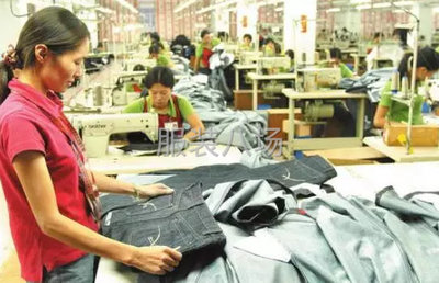 服装厂老板们为何总在喊“缺钱”？