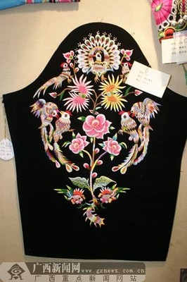 组图 美丽楚雄，魅力彝族民族文化服装服饰